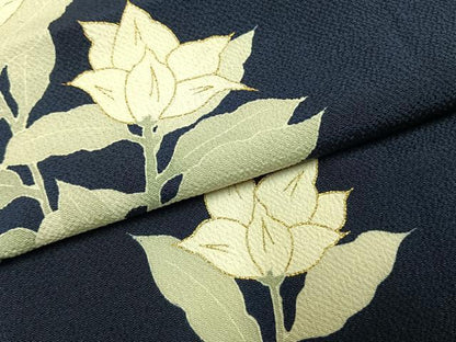 平和屋着物●訪問着　草花文　金彩　鬼しぼ縮緬　正絹　逸品　AABK7892fy