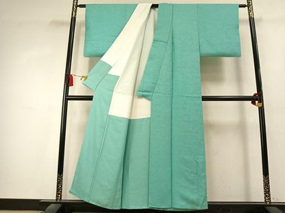平和屋着物●上質な色無地　霞地紋　青磁色　正絹　逸品　AABK7905fy