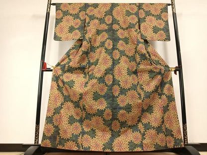 平和屋着物●本場大島紬　7マルキ　舞花文　正絹　逸品　AABK7914fy