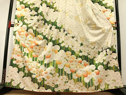 平和屋着物●豪華振袖　駒刺繍　草花文　金彩　正絹　逸品　AABK7929fy