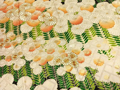 平和屋着物●豪華振袖　駒刺繍　草花文　金彩　正絹　逸品　AABK7929fy