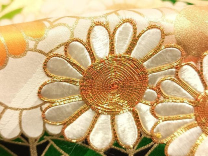 平和屋着物●豪華振袖　駒刺繍　草花文　金彩　正絹　逸品　AABK7929fy
