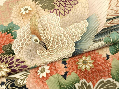 平和屋着物●豪華振袖　駒刺繍　孔雀花文　暈し染め　金糸　金彩　正絹　逸品　AABK7940fy