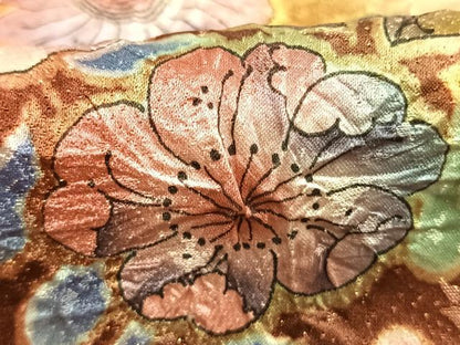 平和屋着物●伯河貞雄　振袖　辻が花　絞り　暈し染め　金通し地　正絹　逸品　AABK7962fy