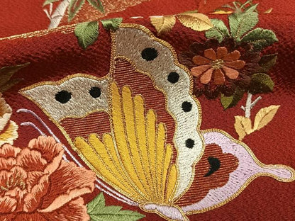 平和屋着物●豪華振袖　総刺繍　駒刺繍　花蝶文　金銀糸　正絹　逸品　AABK7968fy