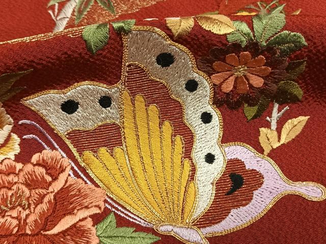平和屋着物●豪華振袖　総刺繍　駒刺繍　花蝶文　金銀糸　正絹　逸品　AABK7968fy