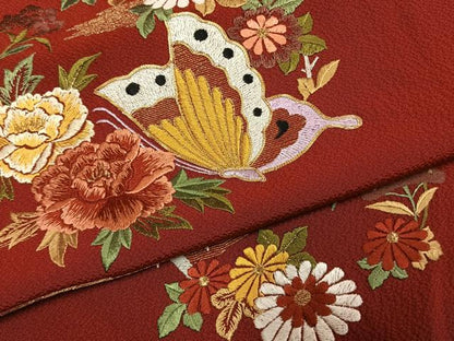 平和屋着物●豪華振袖　総刺繍　駒刺繍　花蝶文　金銀糸　正絹　逸品　AABK7968fy