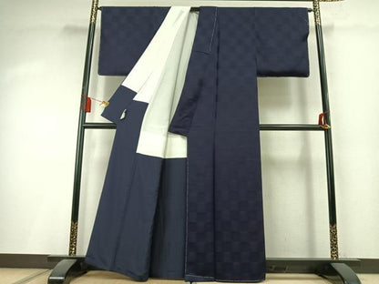 平和屋着物●藍造り国選定無形文化財　藍師・佐藤昭人　藍香房　小紋　天然愛染　市松文様　正絹　逸品　未使用　AABK8043fy