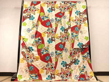 平和屋着物●豪華振袖　駒刺繍　舞花文　金彩　ロング丈　正絹　逸品　AABK8054fy