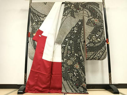 平和屋着物●豪華振袖　総絞り　駒刺繍　舞花文　黒地　金彩　正絹　逸品　AABK8062fy