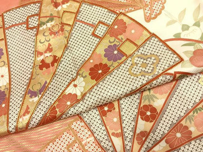 平和屋着物●十日町老舗ブランド　吉澤友禅　吾妻徳穂　振袖　駒刺繍　扇面花蝶文　金彩　正絹　逸品　AABK8065fy