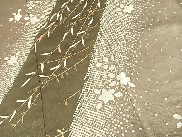 平和屋着物●訪問着　絞り　駒刺繍　草花文　金彩　正絹　逸品　AABK8070fy