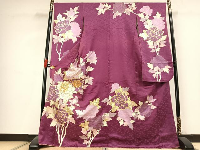 平和屋着物●豪華振袖　駒刺繍　草花文　金彩　正絹　逸品　AABK8074fy