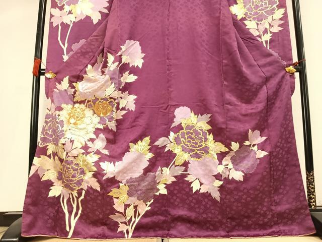 平和屋着物●豪華振袖　駒刺繍　草花文　金彩　正絹　逸品　AABK8074fy
