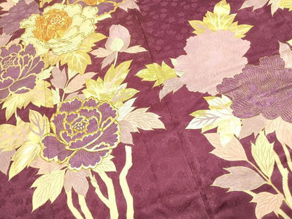 平和屋着物●豪華振袖　駒刺繍　草花文　金彩　正絹　逸品　AABK8074fy