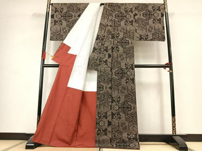 平和屋着物●本場大島紬　7マルキ　草花文　正絹　逸品　AABK8087fy