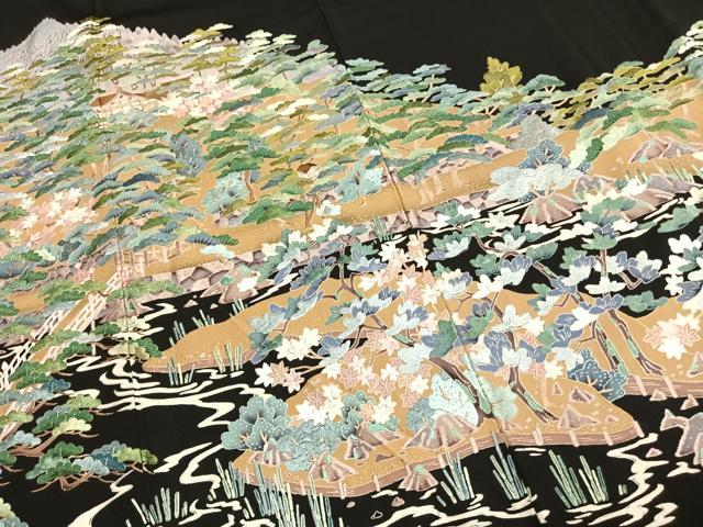 平和屋着物●豪華黒留袖　作家物　総刺繍　風景花文　正絹　逸品　AABK8093fy
