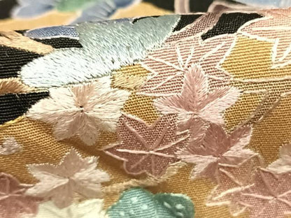 平和屋着物●豪華黒留袖　作家物　総刺繍　風景花文　正絹　逸品　AABK8093fy