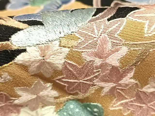 平和屋着物●豪華黒留袖　作家物　総刺繍　風景花文　正絹　逸品　AABK8093fy
