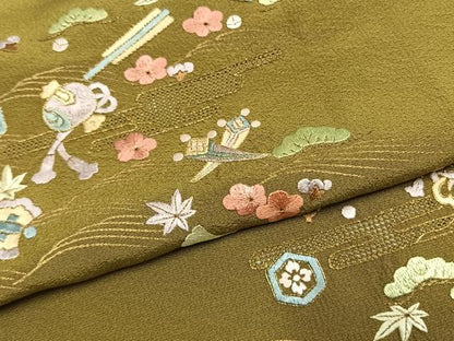 平和屋着物●訪問着　総刺繍　松　梅　宝尽くし文様　金糸　正絹　逸品　AABK8098fy