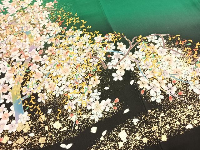 平和屋着物●豪華振袖　駒刺繍　舞桜文　暈し染め　金彩　正絹　逸品　AABK8108fy