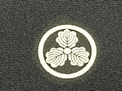 平和屋着物●十日町友禅作家　関口遼一　黒留袖　人物文　金銀彩　正絹　逸品　AABK8111fy