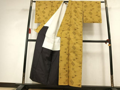 平和屋着物●上質な紬　琉球絣文様　正絹　逸品　AABK8115fy
