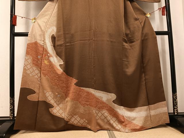 平和屋着物●訪問着　絞り　駒刺繍　雪輪草花文　金彩　正絹　逸品　AABK8130ph