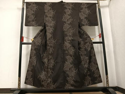 平和屋着物●本場大島紬　花間道　やまと誂製　正絹　逸品　AABK8132ph