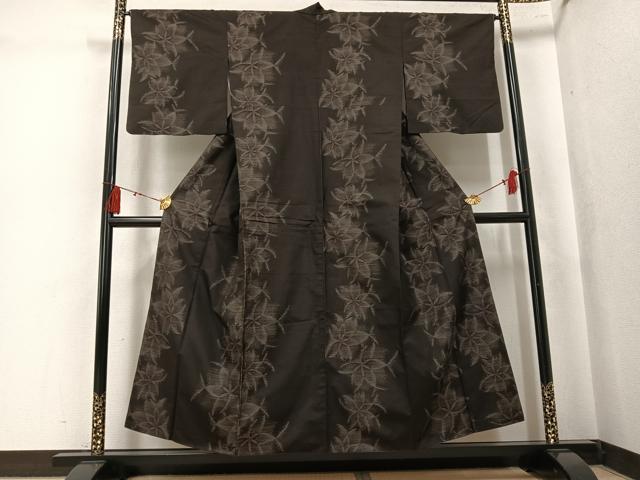 平和屋着物●本場大島紬　花間道　やまと誂製　正絹　逸品　AABK8132ph