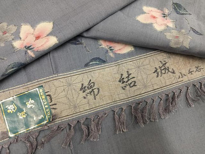 平和屋着物●真綿結城紬　小千谷紬　草花文　反端付き　正絹　逸品　AABK8138ph