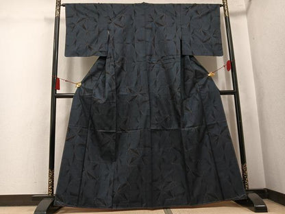 平和屋着物●本場大島紬　7マルキ　幾何学文様　正絹　逸品　未使用　AABK8164ph