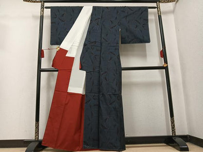 平和屋着物●本場大島紬　7マルキ　幾何学文様　正絹　逸品　未使用　AABK8164ph