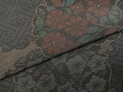 平和屋着物●本場大島紬　雪輪花文　正絹　逸品　未使用　AABK8183ph