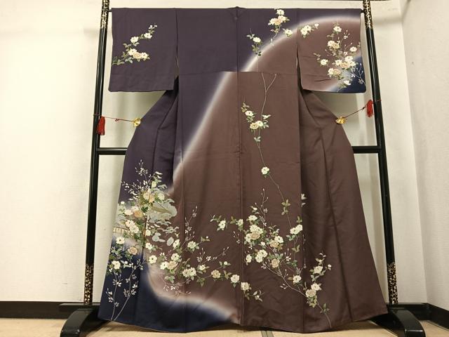 平和屋着物●訪問着　駒刺繍　風景枝花文　暈し染め　金彩　正絹　逸品　AABK8190ph