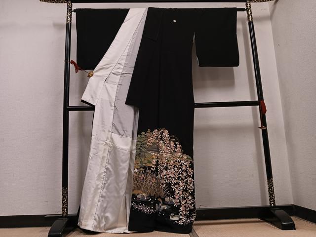 平和屋着物●豪華黒留袖　友禅　作家物　鴛鴦風景草花文　正絹　逸品　AABK8241ph