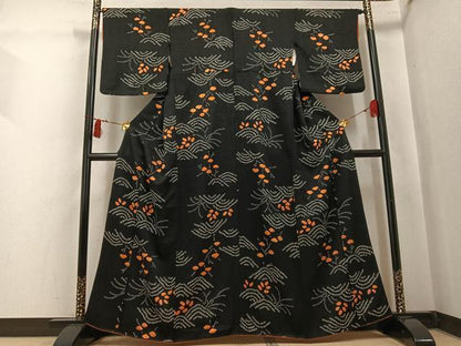 平和屋着物●上質な小紋　絞り　重ね山草木文　黒地　正絹　逸品　AABK8273ph