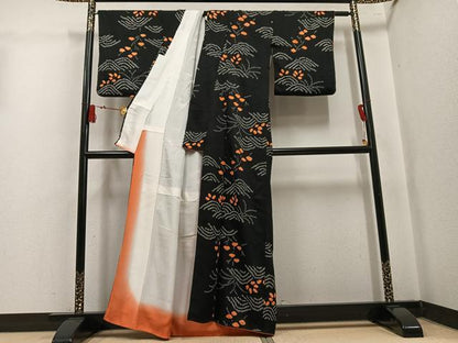 平和屋着物●上質な小紋　絞り　重ね山草木文　黒地　正絹　逸品　AABK8273ph