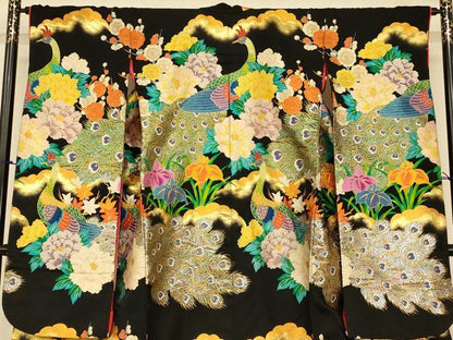 平和屋本店●色打掛 和装 婚礼 結婚式 花嫁 神社挙式 孔雀草花文 黒地 金糸 逸品 AABK8281fw