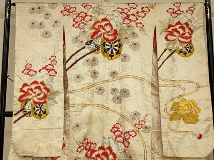 平和屋本店●色打掛　和装　婚礼　結婚式　花嫁　神社挙式　駒刺繍　花車枝梅文　金銀糸　逸品　AABK8282fw