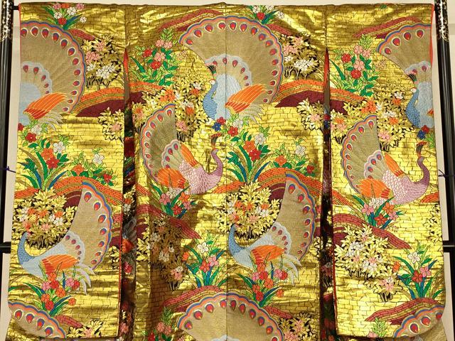 平和屋本店●色打掛　和装　婚礼　結婚式　花嫁　神社挙式　唐織　孔雀草花文　金糸　逸品　AABK8284fw