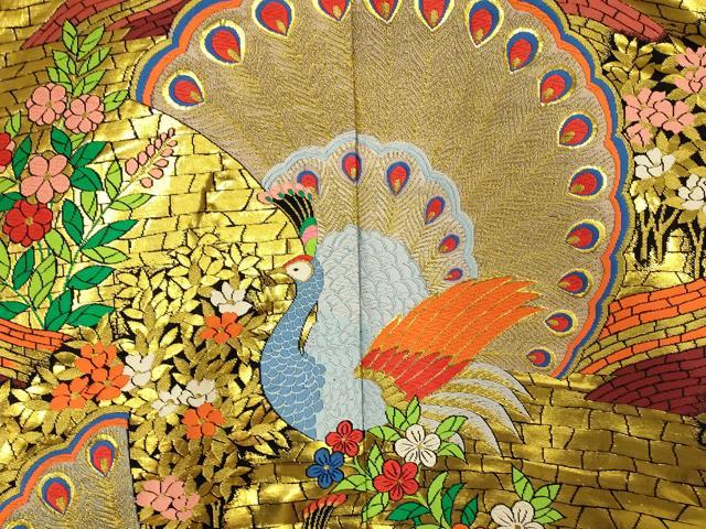 平和屋本店●色打掛　和装　婚礼　結婚式　花嫁　神社挙式　唐織　孔雀草花文　金糸　逸品　AABK8284fw