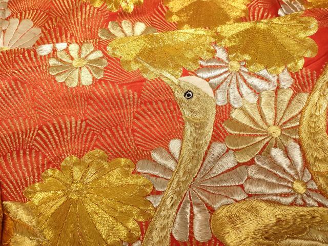 平和屋本店●色打掛　和装　婚礼　結婚式　花嫁　神社挙式　駒刺繍　群れ鶴舞花文　金銀糸　逸品　AABK8293fw