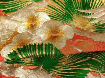 平和屋本店●色打掛　和装　婚礼　結婚式　花嫁　神社挙式　総刺繍　飛鶴梅松文　金銀糸　逸品　AABK8304fw
