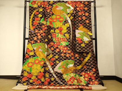 平和屋本店●色打掛 和装 婚礼 結婚式 花嫁 神社挙式 駒刺繍 地紙草花雉文 黒地 金銀糸 逸品 AABK8305fw