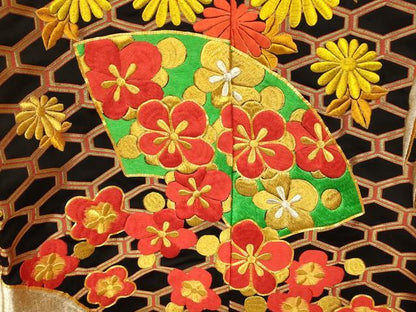 平和屋本店●色打掛 和装 婚礼 結婚式 花嫁 神社挙式 駒刺繍 地紙草花雉文 黒地 金銀糸 逸品 AABK8305fw