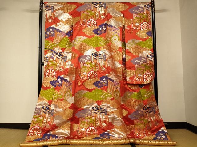 平和屋本店●色打掛 和装 婚礼 結婚式 花嫁 神社挙式 唐織 雲取り御所車草花文 金銀糸 逸品 AABK8308fw