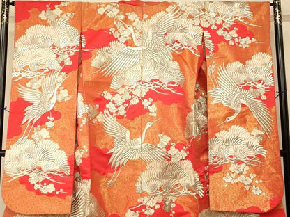 平和屋本店●色打掛　和装　婚礼　結婚式　花嫁　神社挙式　総刺繍　飛鶴梅松文　金銀糸　逸品　AABK8309fw