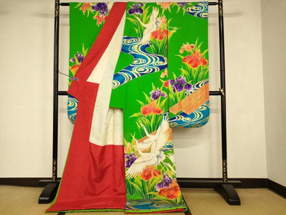 平和屋本店●お引きずり・お引き摺り・引き振袖　和装　結婚式　舞妓　芸妓　芸者　衣装　駒刺繍　飛鶴草花流水文　金彩　逸品　AABK8322fw