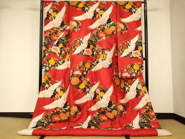 平和屋本店●色打掛　和装　婚礼　結婚式　花嫁　神社挙式　唐織　飛鶴草花文　金糸　逸品　AABK8324fw